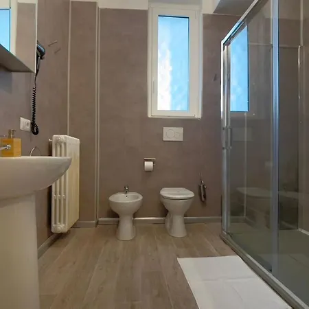 Cconforthotels R&b Gary House *