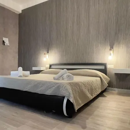 Casa de hóspedes Cconforthotels R&b Gary House 3*