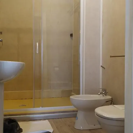 Cconforthotels R&b Gary House Guest house