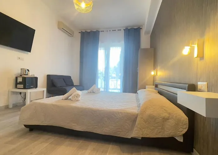 Cconforthotels R&b Gary House 3*